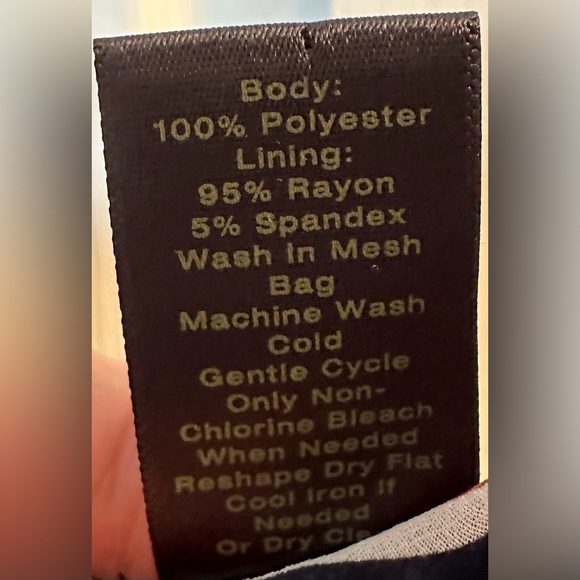 Ann Taylor Factory Women’s V-neck Top - Picture 3 of 4